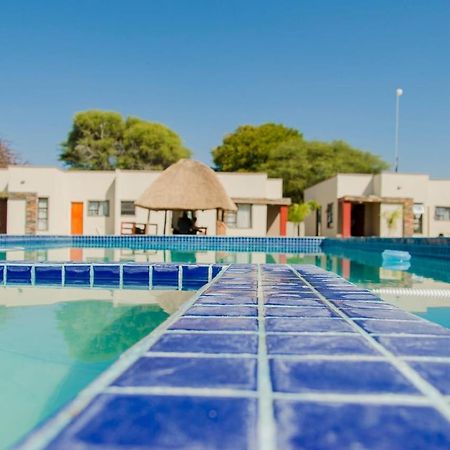 Nexovant Furnished Apartments マウン エクステリア 写真